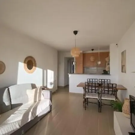 Apto. Con Piscinas A 150m Playa Appartement
