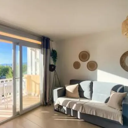 Apto. Con Piscinas A 150m Playa Empuriabrava