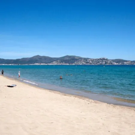 Apto. Con Piscinas A 150m Playa * 엠푸리아브라바